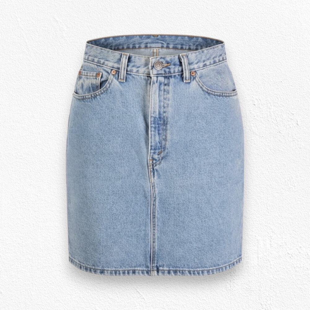 Vintage 1980s Levi’s USA Made 501 XX Light Stonewash Denim Mini Skirt Size 28